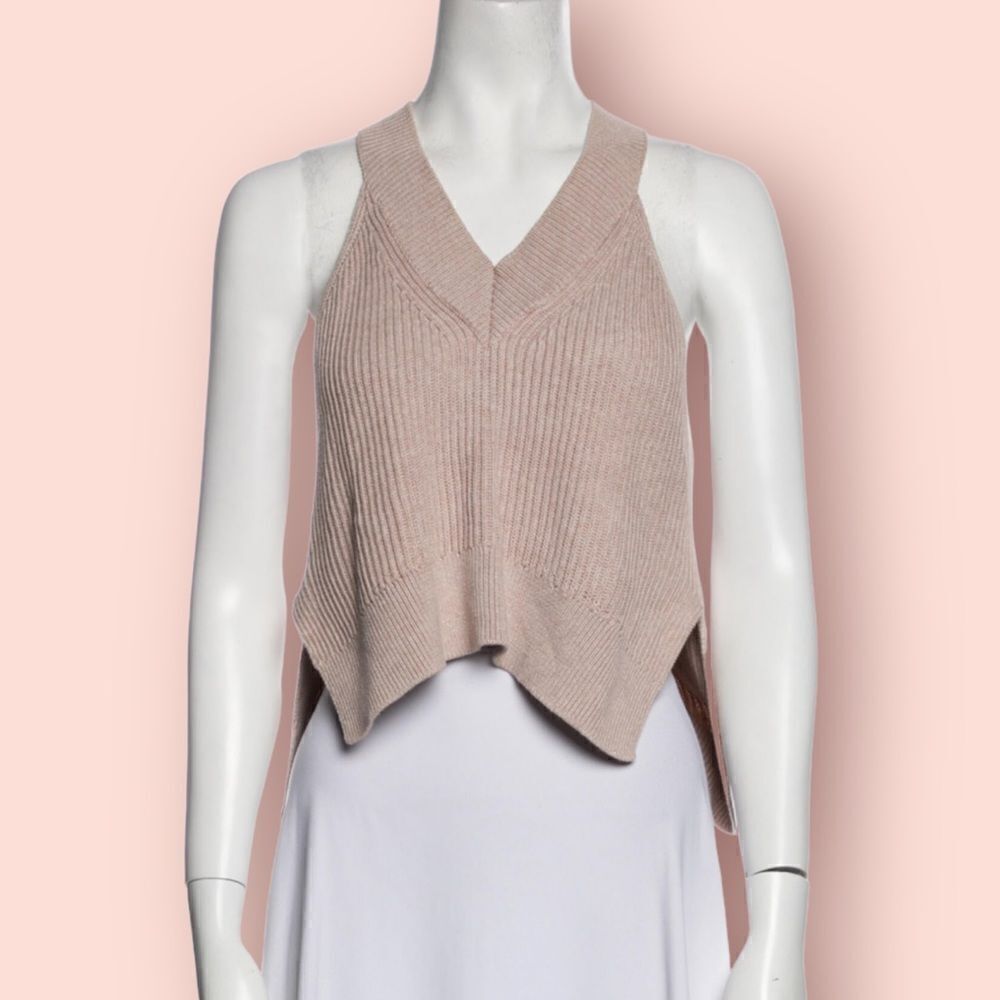 ALL SAINTS V-Neck Sleeveless Crop Top